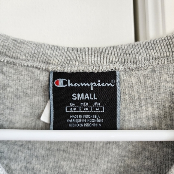 Champion Women's Script Crop T-Shirt - Picture 5 of 6